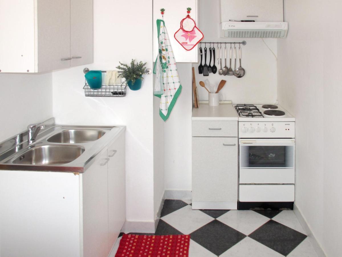 Ada - Prc206 By Interhome Porec